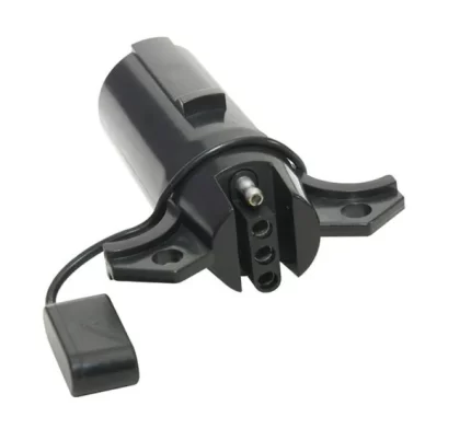 HUSKY TOWING 7 Pole Round To 4 Wire Flat Dust Cover 30341