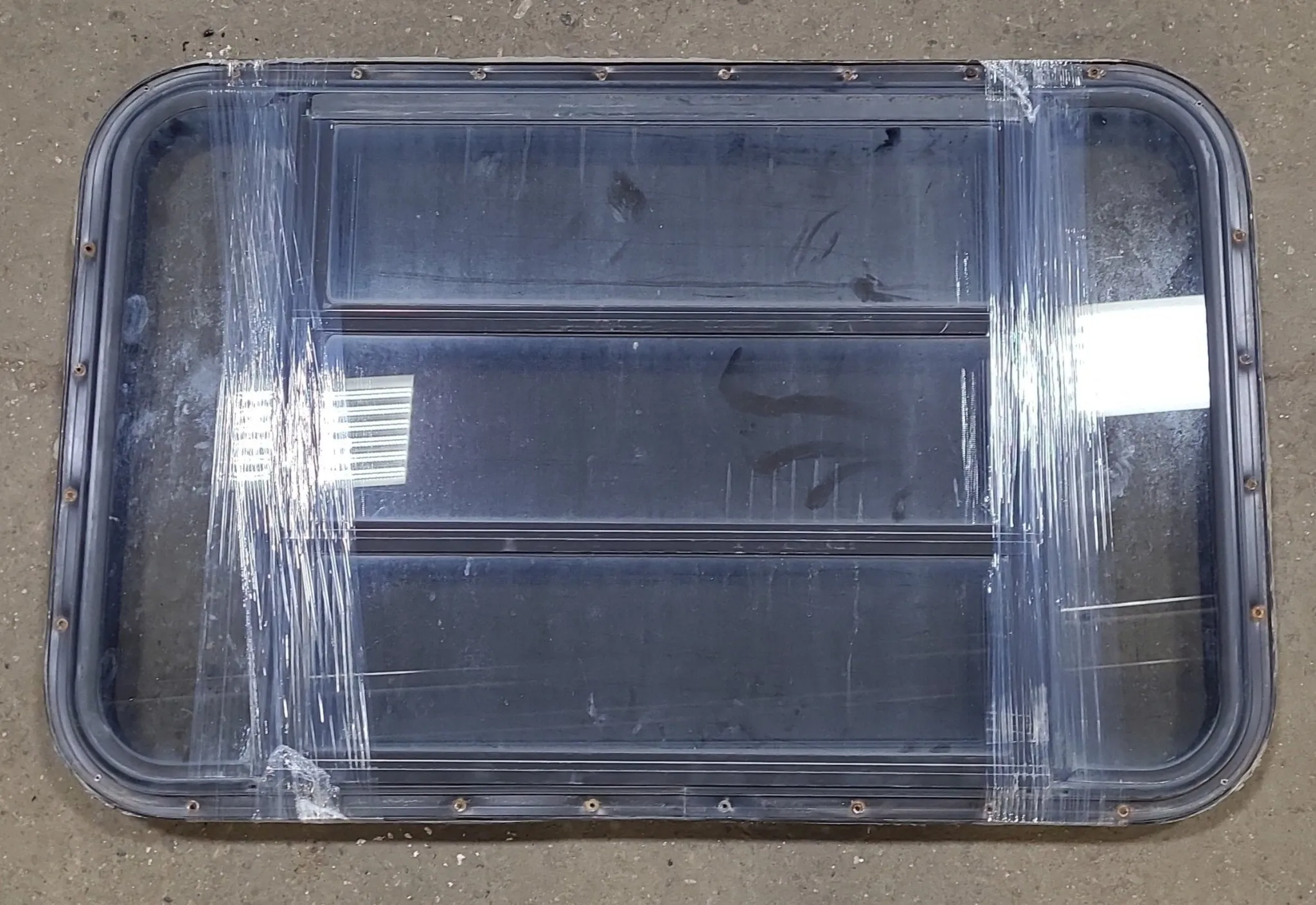 4wBlack-Radius-Opening-Window-36-1-2-W-X-23-1-2-H-X-1-3-4-D