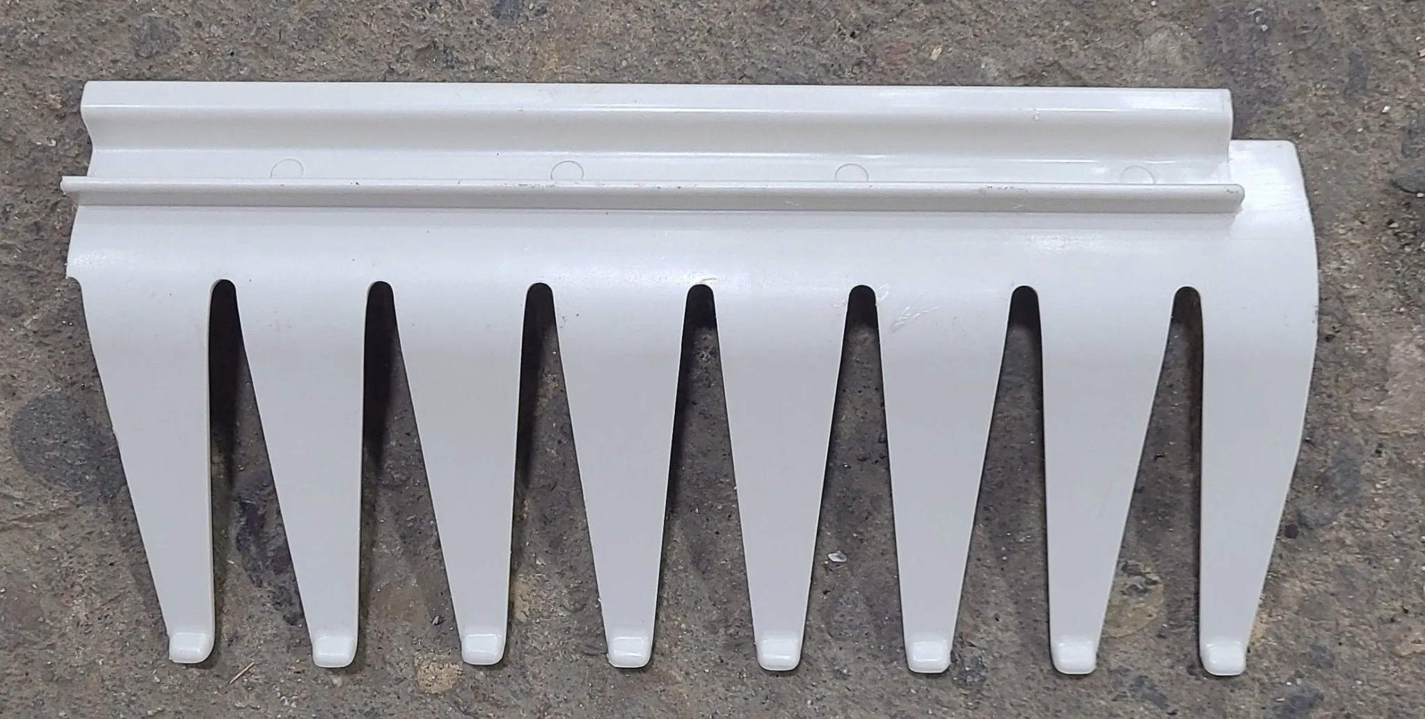 7nDometic-Refrigerator-Door-Bottle-Holder-7-1-2-2930715038_1